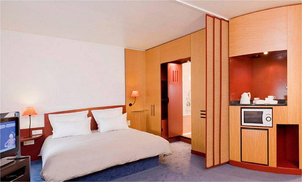 Novotel Paris Malmaison 4*