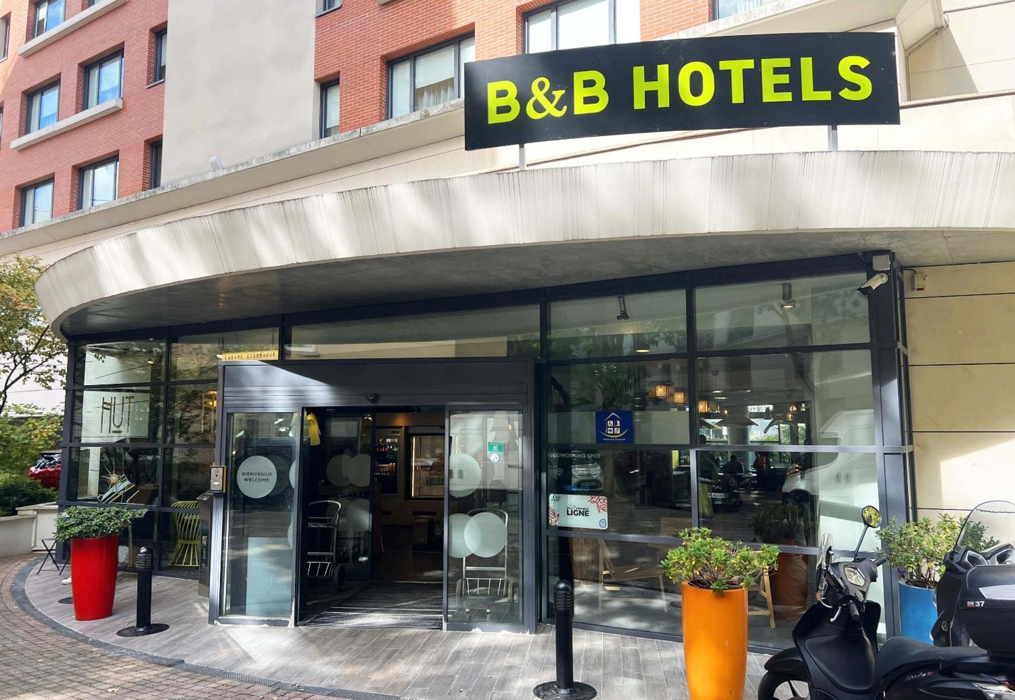 Novotel Paris Malmaison Hotel 4*