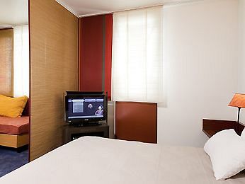 Novotel Paris Malmaison Hotel 4*